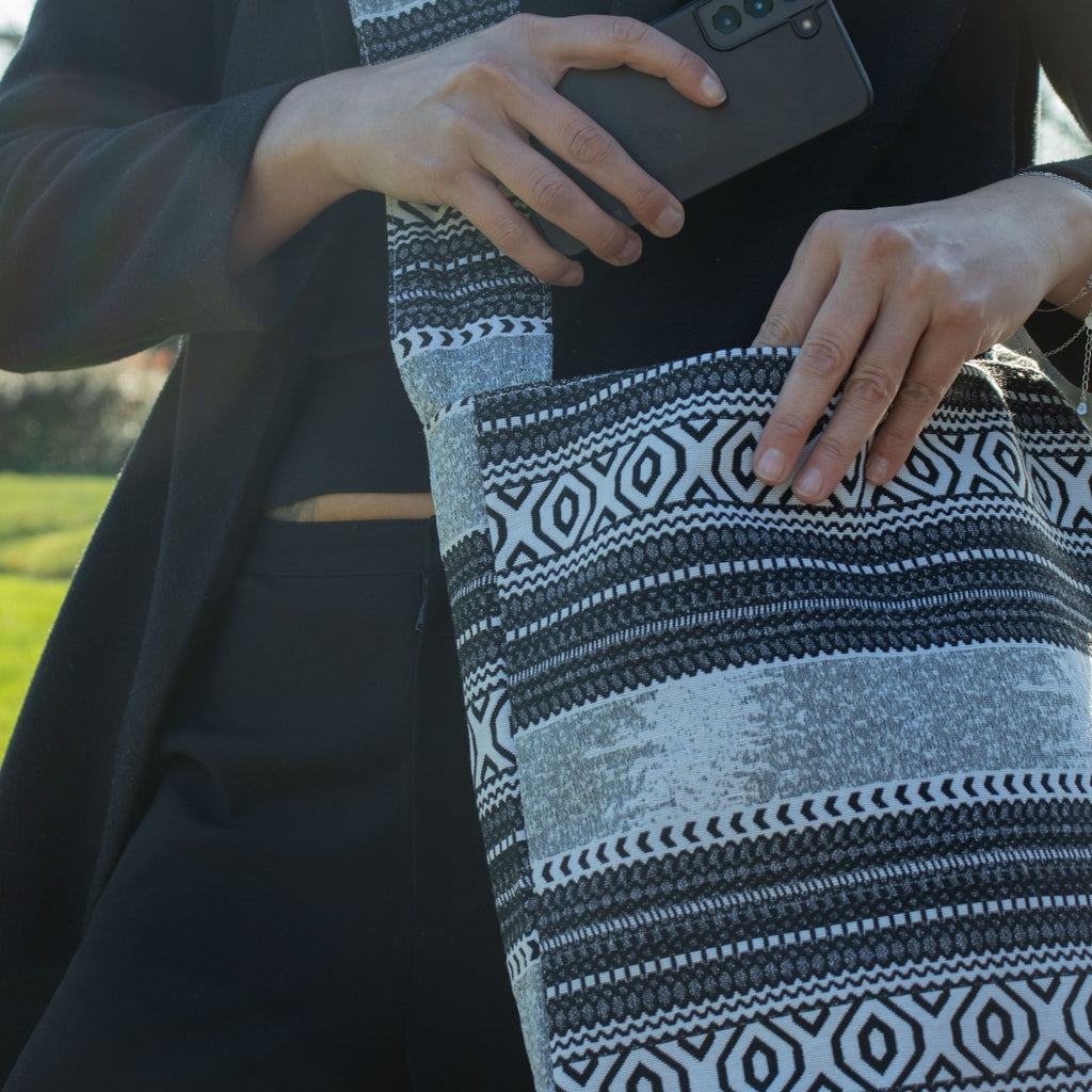 Jacquard Natural Bags - Urban Caravan - Nomad Carryall