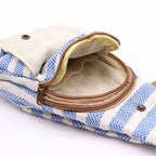 Luonnonpuuvillainen crossbody-laukku – sininen ja valkoinen